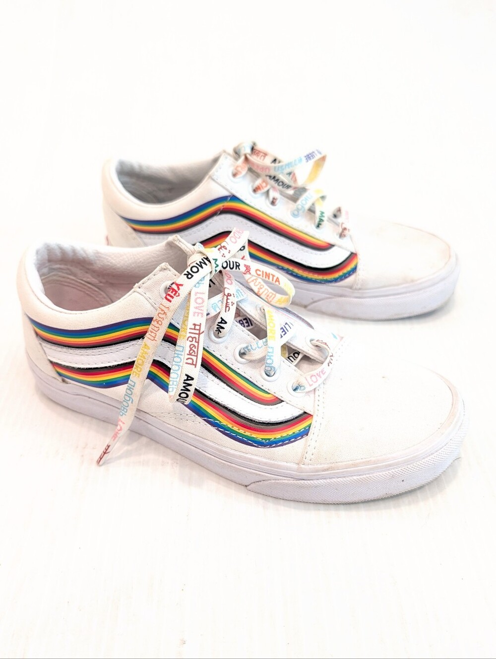 VANS Pride Rainbow Low Top White Sneakers Size 7